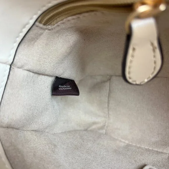 Coach Women's Underarm Bag - Picture 8 of 9